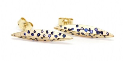 Small-Swallows-Dive-Earrings-w-sapphires-18Y-590x442