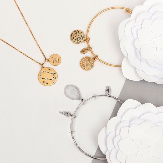 bright-pause-blog-bijou-chrysalis-bracelet-12